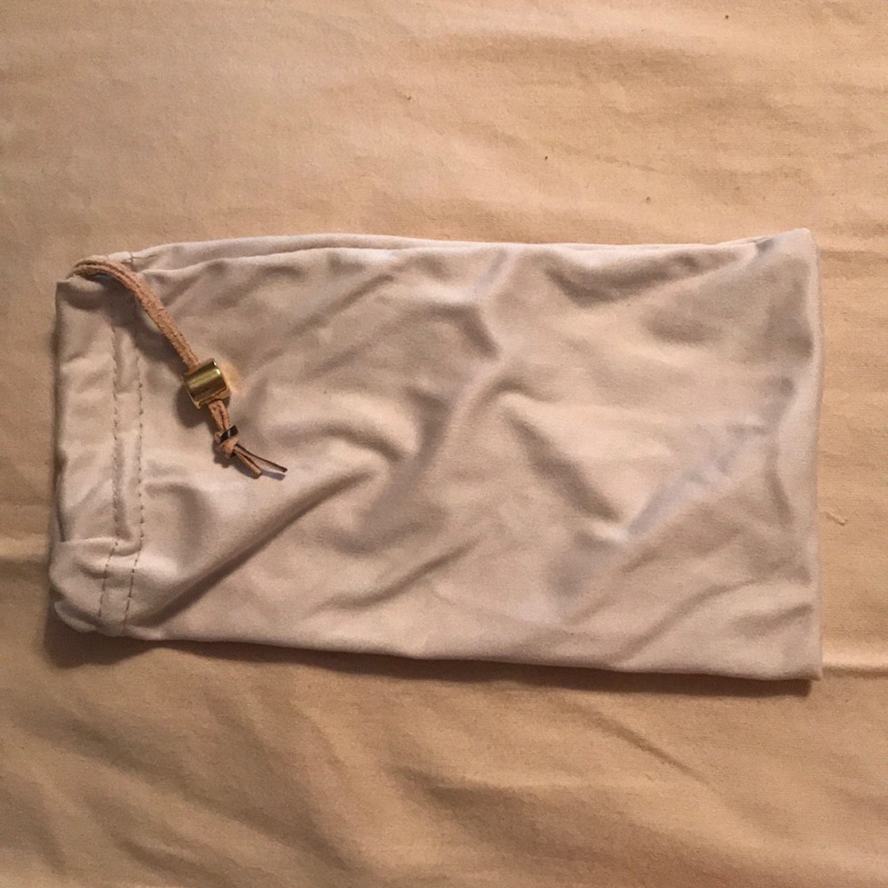 Tory Burch Sunglass Case - Picture 5 of 5